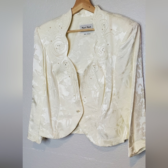 Nah Nah Collection Ivory Brocade Embellished Dressy Fitted Jacket Size 18W - Picture 2 of 8